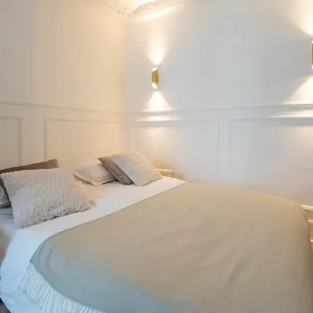 Apartman Loft Haussmannien Opera Montmartre